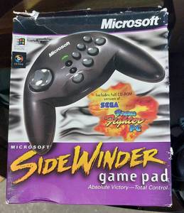 lot 38329 image: Microsoft - Sidewinder Game Pad Controller Vintage 1996