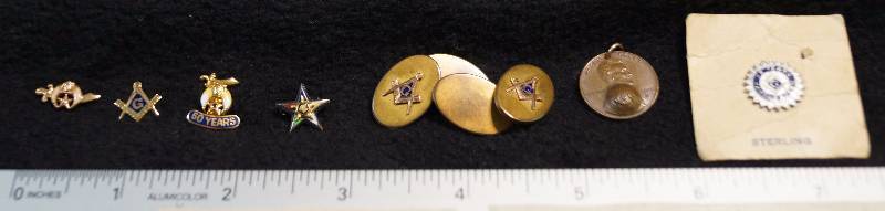 lot 8069 image: Vintage Masonic Jewelry - Masons pins, cuff links, etc. STERLING SILVER and GOLD - RARE & Collectible