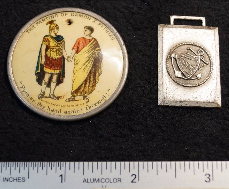 lot 8072 image: Lot of 2 - VINTAGE Pendants Damon and Pythias and AOUW Ancient Order of United Workmen - Highly collectible