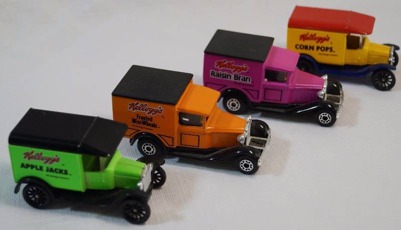 lot 8110 image: MATCHBOX - Lot of 4 - Kelloggs Cereal Wagons - Die Cast Trucks - NICE
