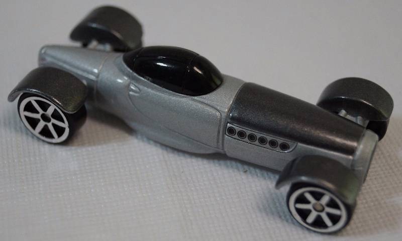 lot 8111 image: Die Cast Car - Metal Roadster Car - VERY COOL