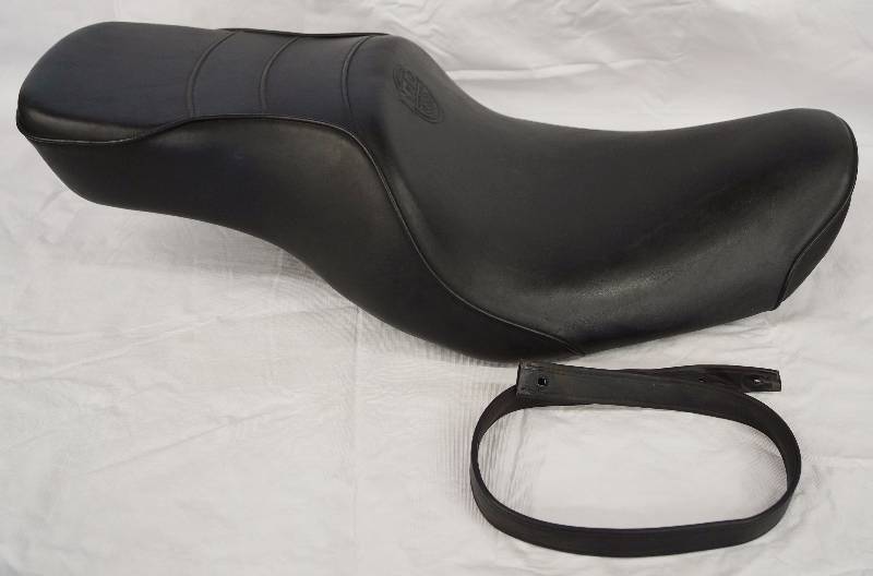lot 8036 image: HARLEY DAVIDSON Motorcycle Seat - NEW See photos