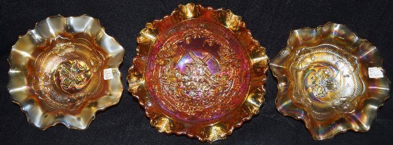 lot 8043 image: Carnival Glass Dishes - Windmill Pattern and Dogwood Flower Pattern - BEAUTIFUL