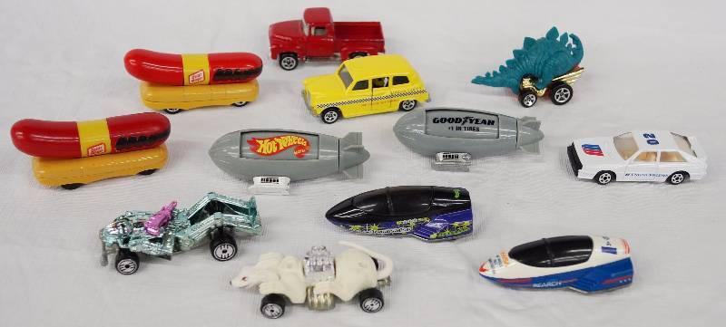 lot 8058 image: Lot of Collectible Hot Wheels and More Oscar Mayer Truck, Rat Hot Rod and Trucks Mattel