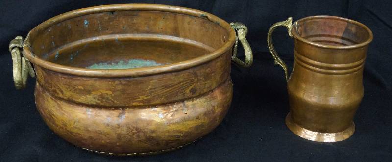 lot 8152 image: Copper Pot and Cup - Nice - SEE PHOTOS