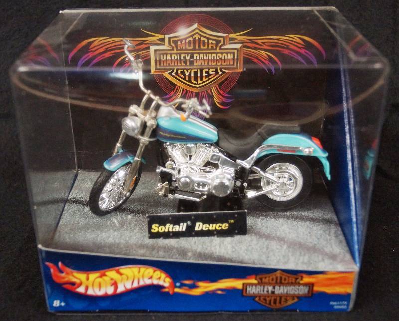 lot 8179 image: HARLEY DAVINSON - Softail Deuce - HOT WHEELS - 118 Die-Cast Motorcycle - NEW IN BOX with bonus sticker inside
