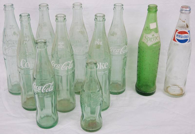 lot 8230 image: Old Glass Pop Bottle Collection - Coke Coca-Cola - Sprite - Pepsi Cola - Includes Coca Cola Tray