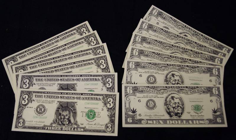 lot 8252 image: FUNNY MONEY - Hilary and Bill Clinton - 6 of Each Have Fun with These