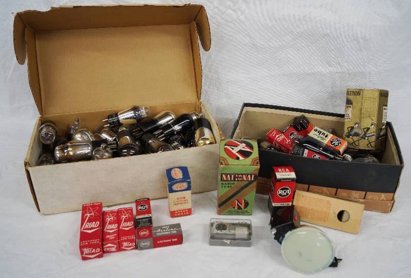 lot 8303 image: Huge Lot of RADIO Tubes & Polaroid Flash - A MUST FOR THE RADIO COLLECTOR - Lots to See Here