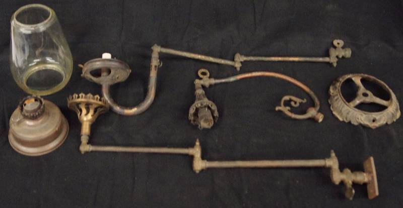 lot 8316 image: LOT of Vintage Wall Hanging Brass Gas Lights and Arms - Super Hard to Find Very Collectible