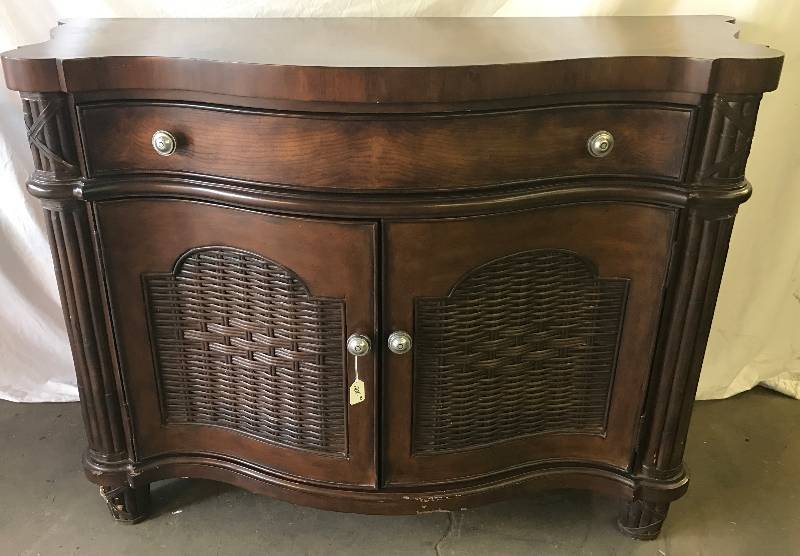 lot 8397 image: Thomasville BuffetChest NICE - Ernest Hemmingway Collection