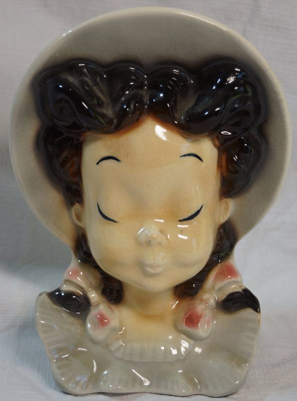 lot 8385 image: Country Girl Head Vase - Royal Copley - Hang on wall or set on table