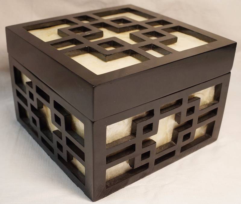 lot 8451 image: Black and Ivory Style Asian Nesting Boxes - Classic Decor