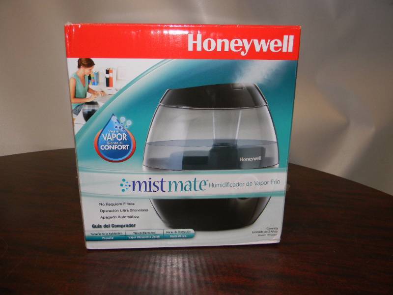 lot 7094 image: Honeywell Mistmate Cool Mist Humidifier