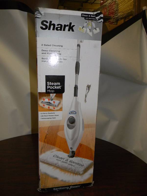 lot 7090 image: Shark Steam Pocket Mop