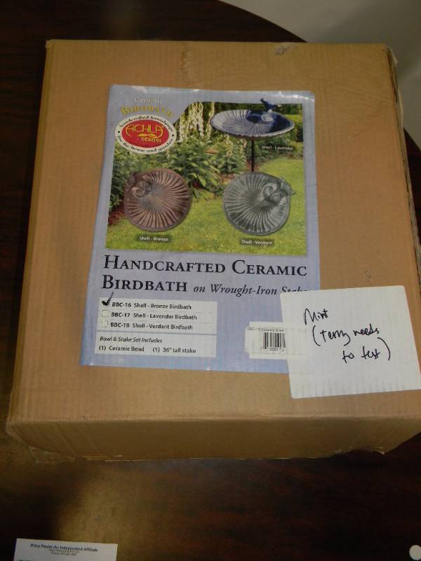 lot 7104 image: Achla Designs  Ceramic Birdbath
