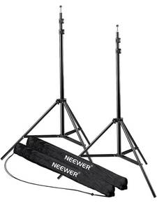 lot 3965 image: Neewer 7 Feet  210cm Aluminum Alloy Photography Photo Studio Light Stands for Video, Portrait and Photography Lighting, Reflectors, Soft boxes, Umbrellas, Backgrounds (2 Pieces