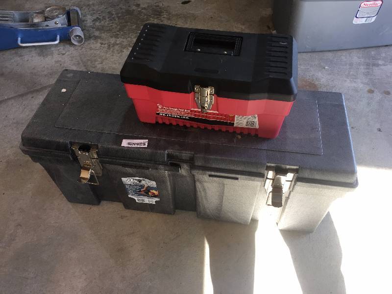 lot 519 image: 2 Tool Boxes