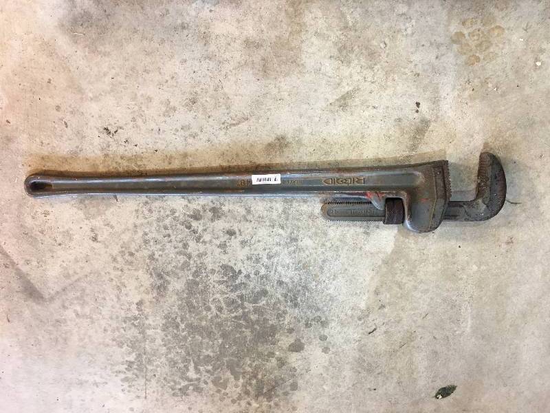 lot 523 image: 48 Ridgid Pipe Wrench
