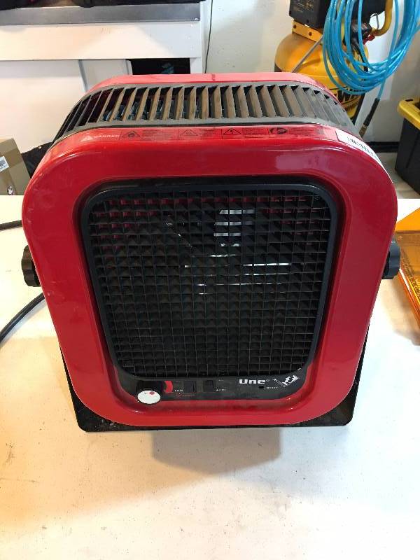 lot 496 image: Cadet Hot One Heater