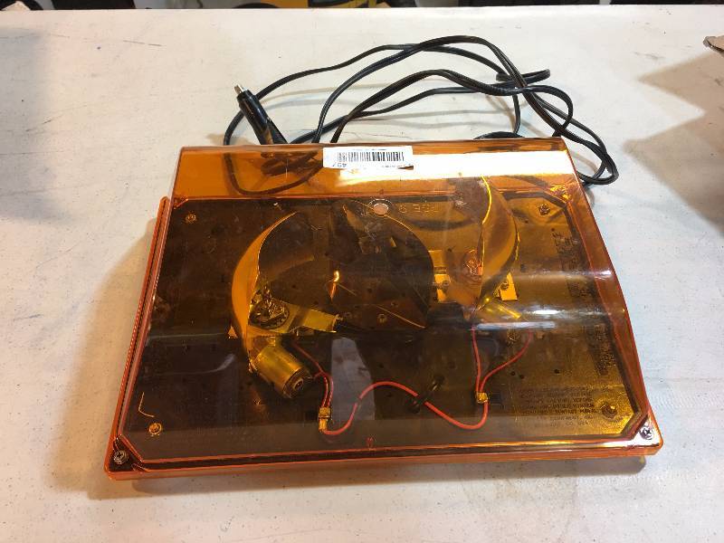 lot 497 image: Amber Truck Strobe Light