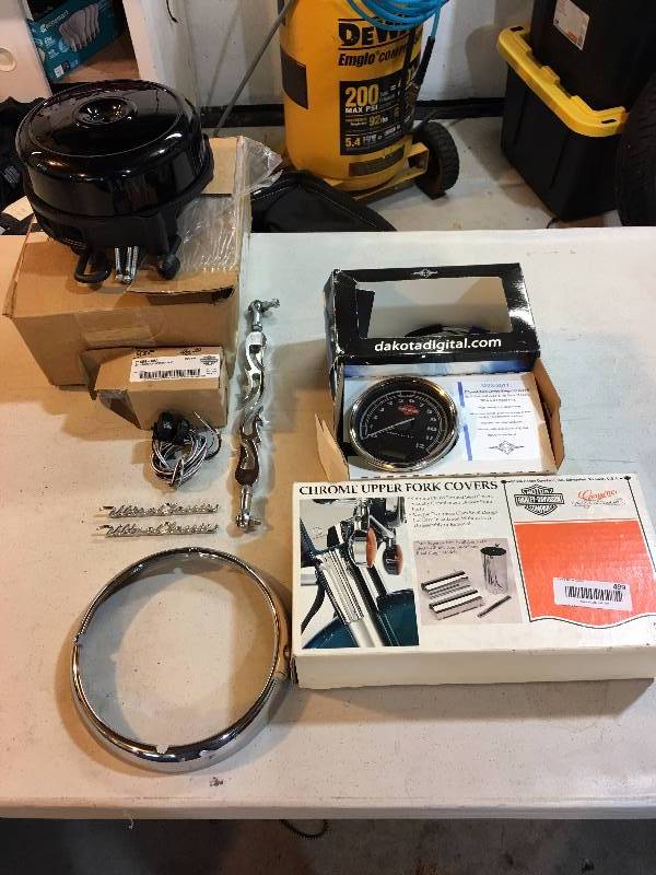 lot 499 image: Harley Davidson Part Lot