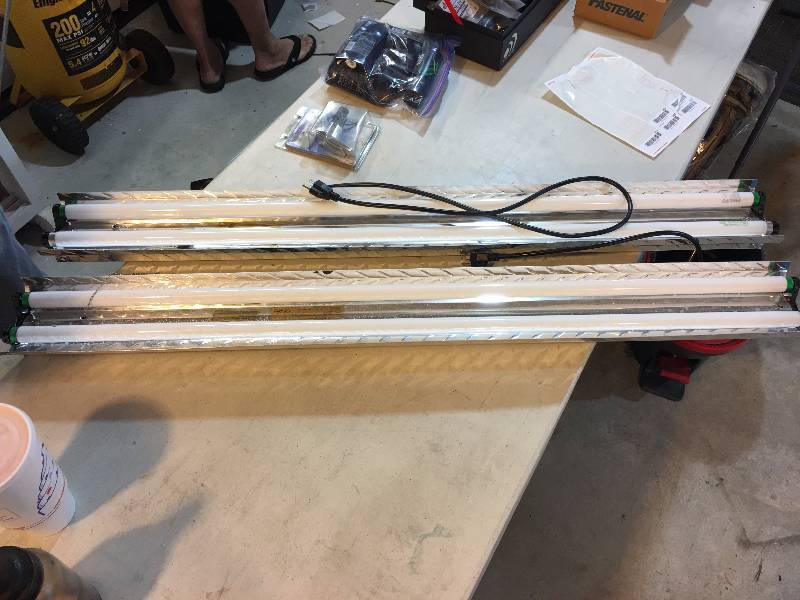 lot 504 image: Lot of 2 Diamond Plate Hanging Shop Lights