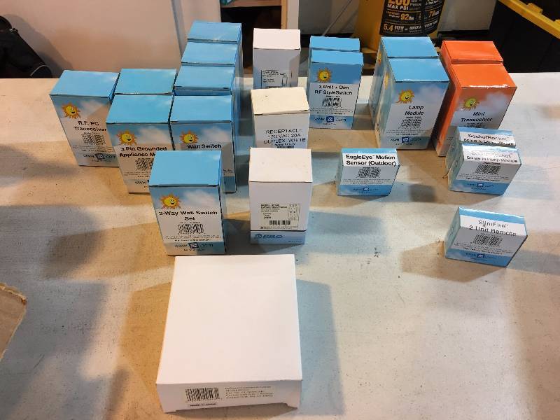 lot 506 image: X10 HOME WIRELESS LIGHTING KIT