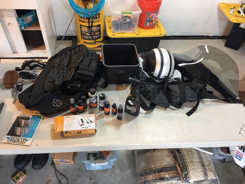 lot 530 image: Harley Davidson Part & Accessory Lot