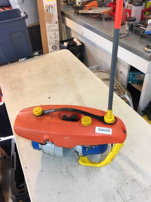 lot 415 image: Underwater Aqua Scooter