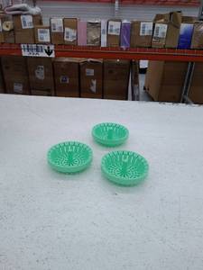lot 10036 image: Retail - $22.00 Dripsie Set of 3 Anti-Clog Sink Strainers, Green