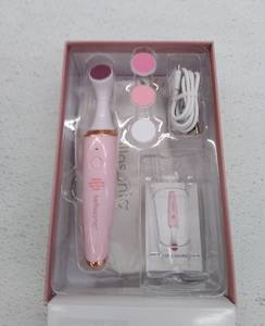 lot 10127 image: Retail - $59.50 Bellasonic 4-in-1 Electric Nail File, USED