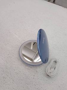 lot 10152 image: Retail - $31.00 Fancii Lumi Luxe Compact LED Mirror w 10x1x Magnifying