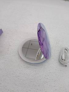 lot 10898 image: Retail - $31.00 Fancii Lumi Luxe Compact LED Mirror w 10x1x Magnifying, USED