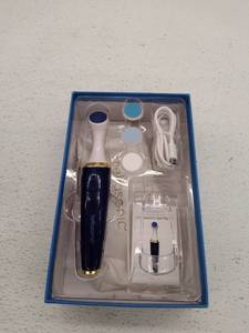 lot 10108 image: Retail - $59.50 Bellasonic 4-in-1 Electric Nail File, USED