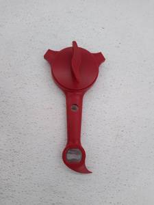 lot 10126 image: Retail - $22.00 Kuhn Rikon 5-in-1 Jar & Bottle Opener, USED