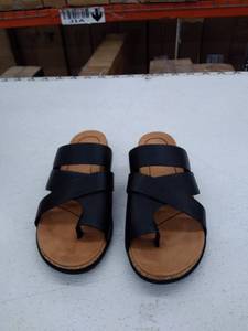 lot 10275 image: Retail - $124.95 Vionic Leather Slide Toe Loop Sandals - Luelle
