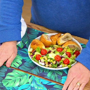 lot 10849 image: Retail - $26.86 Mikasa Living Set of 4 Hard Placemats, Palms