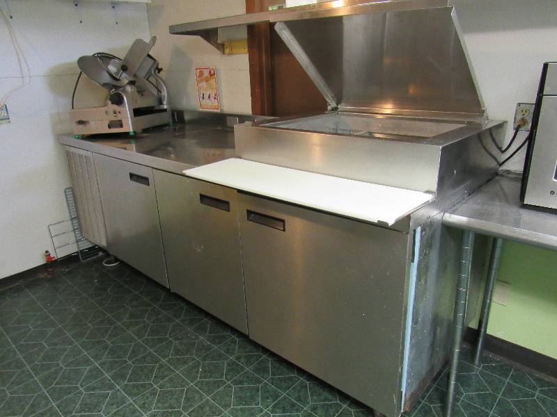 lot 943 image: 96 Custom Delfield Work Top Prep Table With Refrigerated Drop-In Compartment And Refrigerated Base