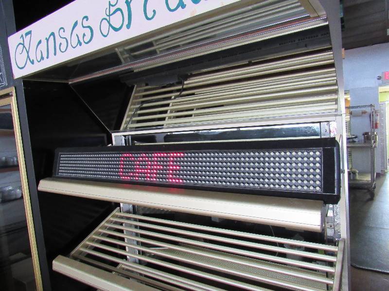 lot 1019 image: AMS Programmable Led Display Sign