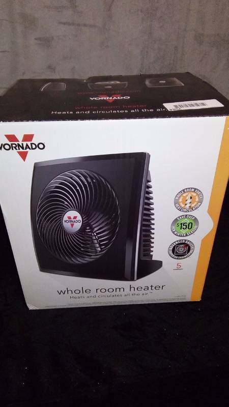 lot 7103 image: Vornado PVH Whole Room Panel Vortex Heater