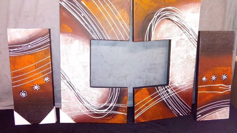 lot 7221 image: (4) Wall Canvases