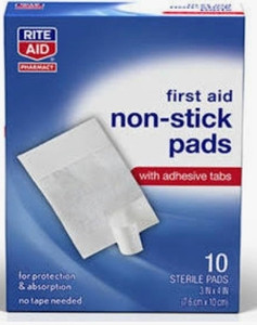 lot 500521 image: Rite Aid Ra47148n First Aid Non-stick Pads Wadhesive Tabs, 3 X 4 - Qty 10