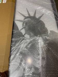 lot 29004 image: STATUE OF LIBERTY WALL ART
