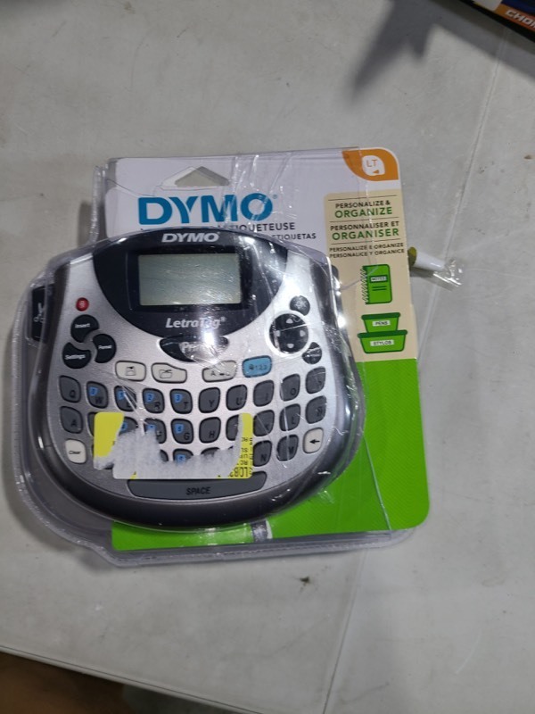 lot 2638 image: Dymo Letratag Lt-100t Personal Label Maker W2 Label Cassettes