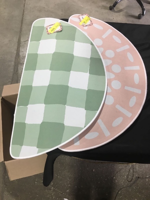 lot 5452 image: set of 2 - Bright Star Bathroom Non Slip Mats - 30 inch wide
