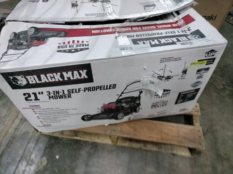 Black Max 21-Inch 150cc Self-Propelled Gas Mower with Briggs & Stratton  Engine 