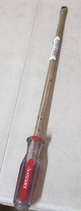 lot 2575 image: Husky 20 Flat Head Screwdriver