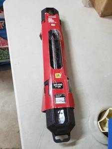 lot 2631 image: Husky 38 Drive Torque Wrench