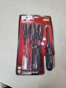 lot 2636 image: Husky 6 Piece Diamond Tip Screwdriver Set
